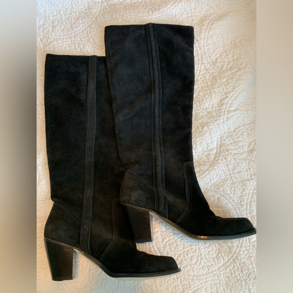 MICHAEL KORS Avery suede boot